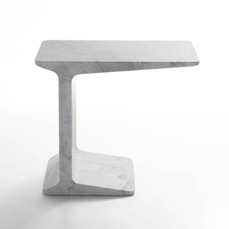 James-Irvine-assise-marbre-jerome-barrier-inspirations