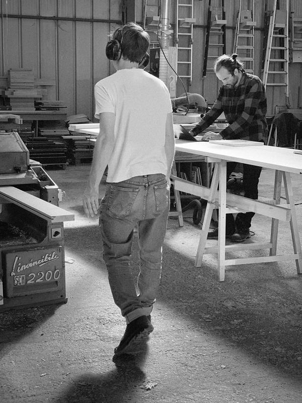 Clément et François menuisier et ébéniste ont crée l'atelier ma-ma. Ils travaillent avec passion sur des projets passionnants en Loire-Atlantique. 